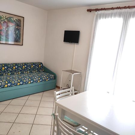 Condominio Maria Линяно Сабиадоро Екстериор снимка