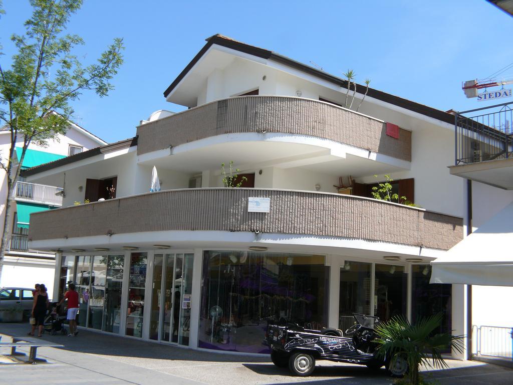Condominio Maria Линяно Сабиадоро Екстериор снимка