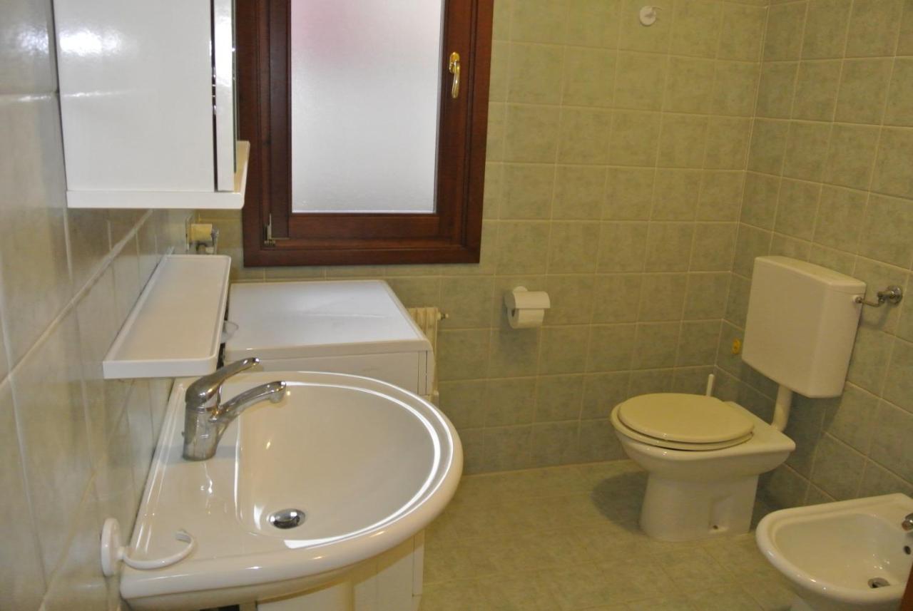 Condominio Maria Линяно Сабиадоро Екстериор снимка