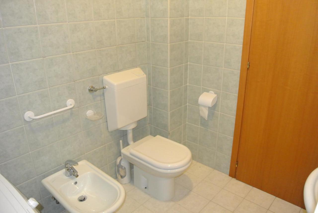 Condominio Maria Линяно Сабиадоро Екстериор снимка