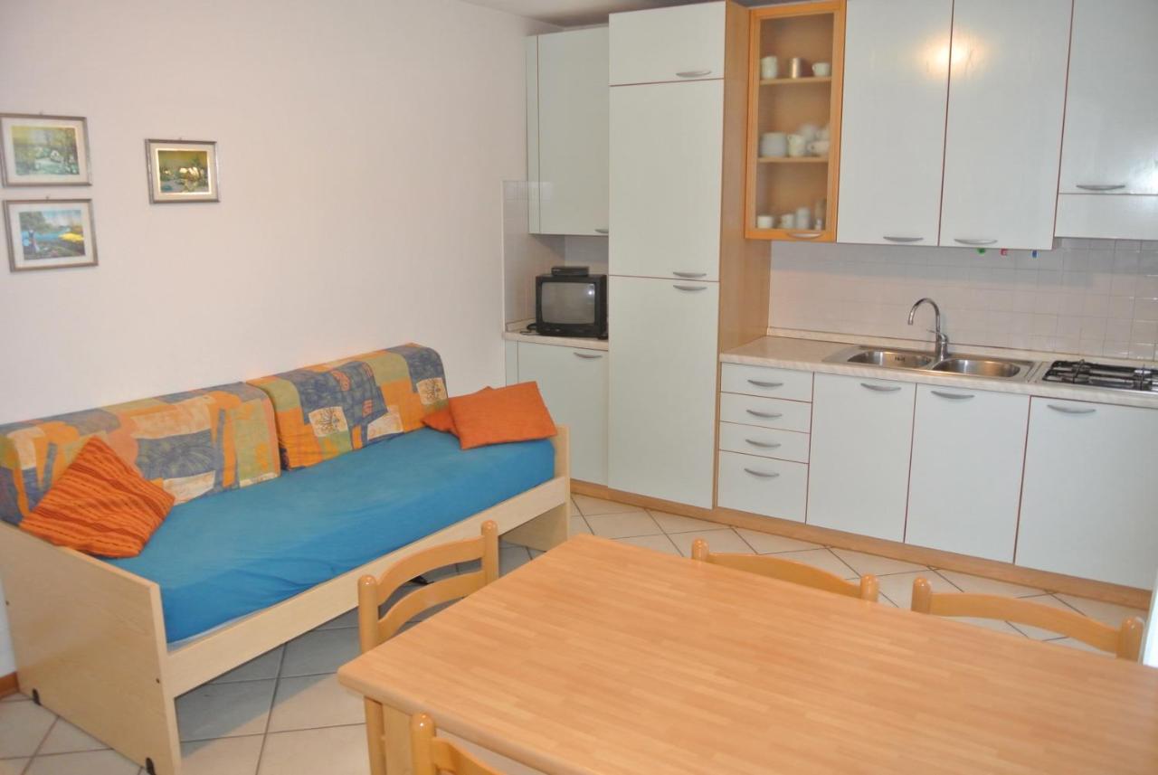 Condominio Maria Линяно Сабиадоро Екстериор снимка